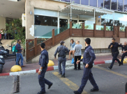  بالصور: مصرع شخصين واصابة ثالث بعملية طعن شرق مدينة يافا 